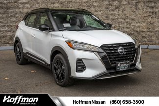 New 2024 Nissan Kicks SR w/ SR Premium Package image 1