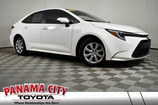 Certified 2024 Toyota Corolla LE image 1
