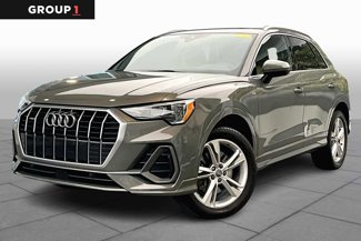 Used 2020 Audi Q3 2.0T Premium w/ Convenience Package video 1