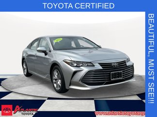 Used 2022 Toyota Avalon XLE image 1