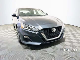 Used 2022 Nissan Altima 2.5 SV image 1