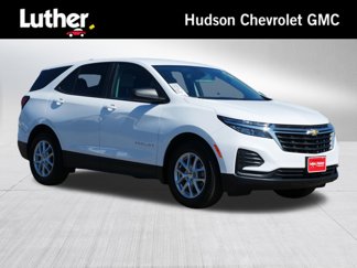 Used 2022 Chevrolet Equinox LS w/ LS Convenience Package image 1