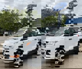Used 2015 Ford Escape S image 1