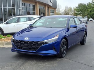 Certified 2022 Hyundai Elantra SEL w/ Convenience Package image 1