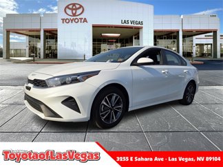 Used 2024 Kia Forte LXS image 1