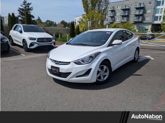 Used 2014 Hyundai Elantra SE image 1
