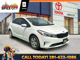 Used 2018 Kia Forte LX image 1