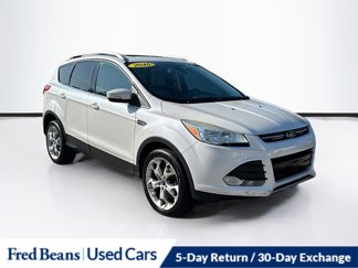Used 2016 Ford Escape Titanium image 1