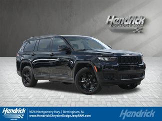 Used 2023 Jeep Grand Cherokee L Laredo image 1