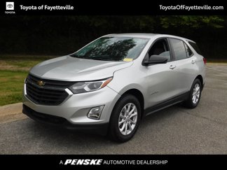 Used 2020 Chevrolet Equinox LS w/ LS Convenience Package image 1