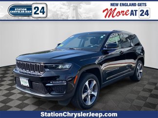 Used 2023 Jeep Grand Cherokee 4WD 4xe image 1