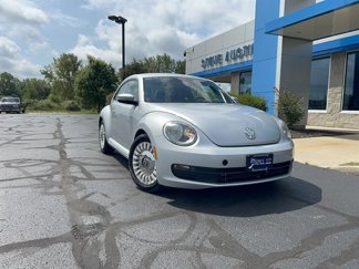 Used 2014 Volkswagen Beetle 2.5 video 1