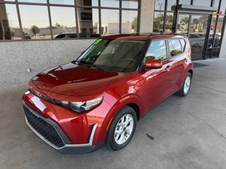 Used 2023 Kia Soul LX w/ LX Technology Package image 1