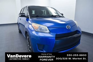 Used 2013 Scion xD image 1