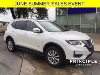 Used 2018 Nissan Rogue SV w/ Premium Package image 1