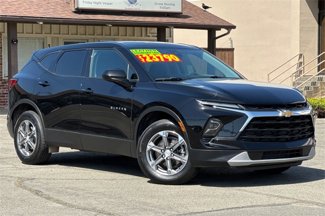 Used 2023 Chevrolet Blazer LT image 1