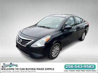 Used 2015 Nissan Versa SV image 1