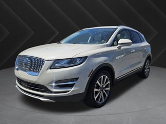 Used 2019 Lincoln MKC Reserve image 1