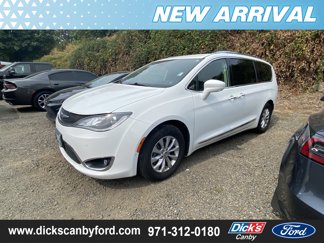 Used 2018 Chrysler Pacifica Touring-L w/ Advanced Safetytec Group image 1
