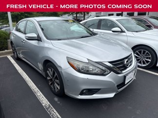 Used 2016 Nissan Altima 2.5 SL w/ 2.5 Technology w/LED Package image 1