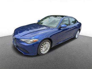 Used 2022 Alfa Romeo Giulia Sprint image 1