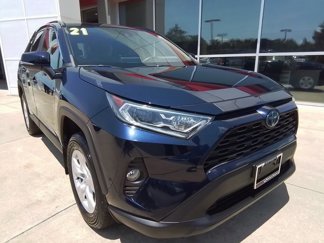 Used 2021 Toyota RAV4 XLE w/ Convenience Package image 1