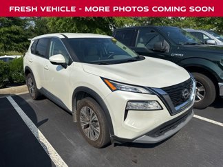 Used 2023 Nissan Rogue SV image 1