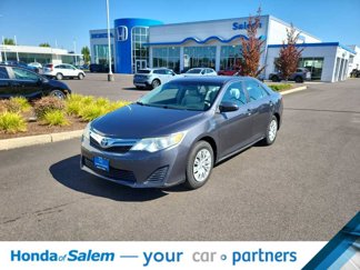 Used 2012 Toyota Camry LE image 1