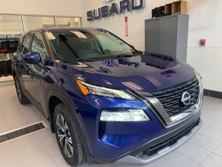 Used 2022 Nissan Rogue SV image 1