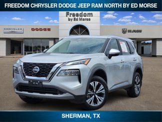 Used 2023 Nissan Rogue SV image 1