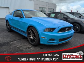 Used 2013 Ford Mustang Coupe image 1