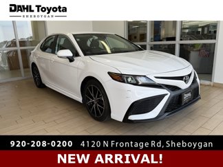 Used 2023 Toyota Camry SE image 1