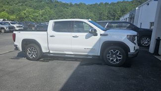 Used 2024 GMC Sierra 1500 SLT w/ SLT Premium Plus Package image 1