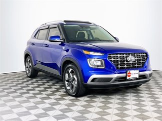 Certified 2024 Hyundai Venue SEL image 1