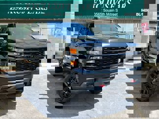 Used 2020 Chevrolet Silverado 1500 Custom Trail Boss w/ Custom Convenience Package image 1