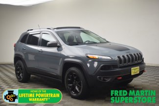 Used 2015 Jeep Cherokee Trailhawk w/ Comfort/Convenience Group image 1