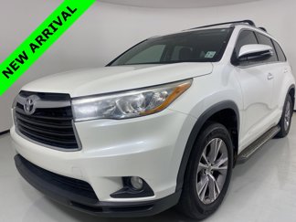 Used 2015 Toyota Highlander XLE image 1