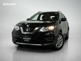 Used 2018 Nissan Rogue SV image 1
