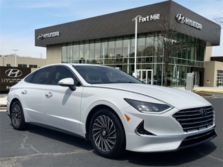Used 2022 Hyundai Sonata SEL image 1