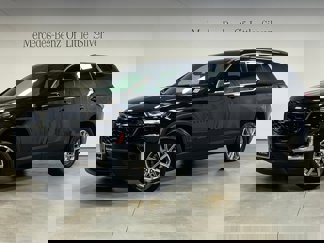 Used 2023 Chevrolet Traverse LT image 1