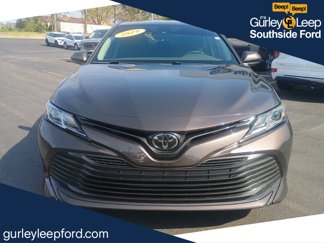 Used 2019 Toyota Camry L image 1