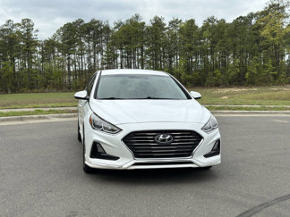 Used 2018 Hyundai Sonata SE image 1