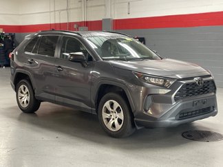 Used 2021 Toyota RAV4 LE video 2