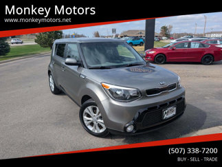 Used 2016 Kia Soul + image 1