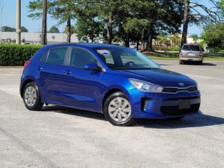 Used 2019 Kia Rio S image 1
