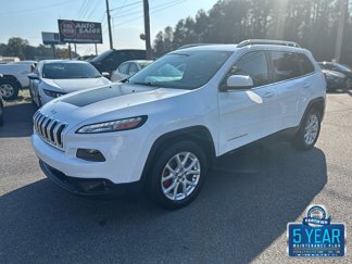 Used 2018 Jeep Cherokee Latitude Plus image 1