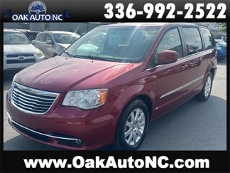 Used 2014 Chrysler Town & Country Touring image 1