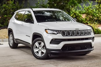 Used 2022 Jeep Compass Latitude w/ Convenience Group image 1