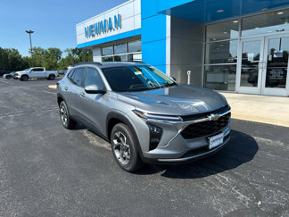 New 2025 Chevrolet Trax LT w/ Driver Confidence Package image 1