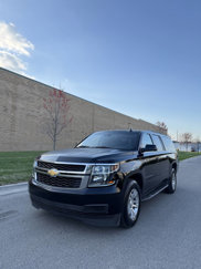 Used 2017 Chevrolet Suburban LT image 1